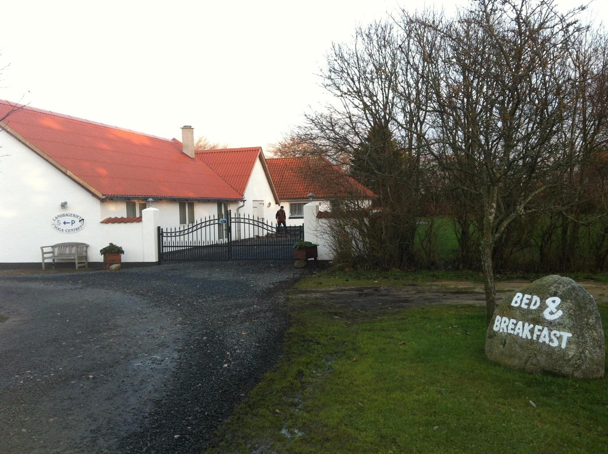 Sov Godt I Arnborg Bed & Breakfast Екстериор снимка